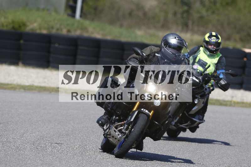 /01 02.04.2026 MAZ ADR/Gruppe gelb Gruppe gruen/82